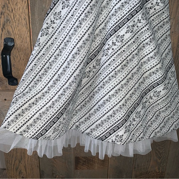 Women’s 3 Vintage MY MICHELLE White Black Floral Spaghetti Strap Sundress EXC - Picture 4 of 16